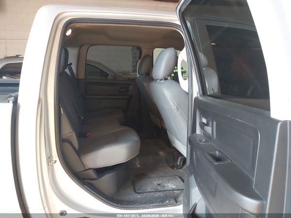 2017 RAM 1500 TRADESMAN  4X4 5'7 BOX