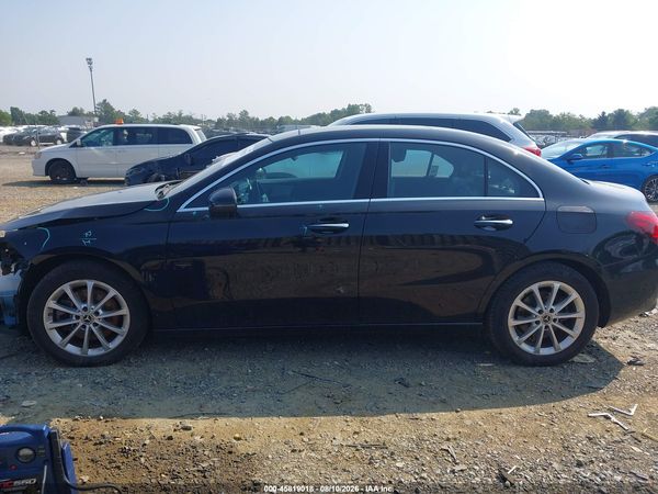 2019 MERCEDES-BENZ A 220 A220