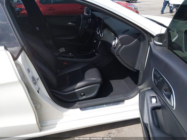 2014 MERCEDES-BENZ CLA 250 4MATIC