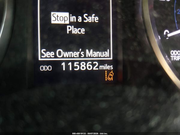 2017 TOYOTA HIGHLANDER LE