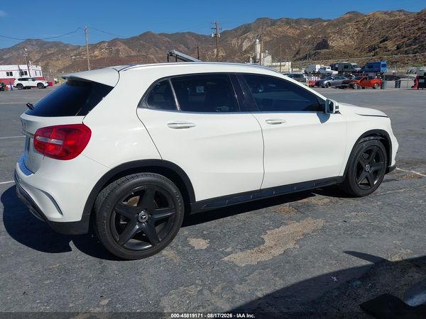 2016 MERCEDES-BENZ GLA 250 GLA250