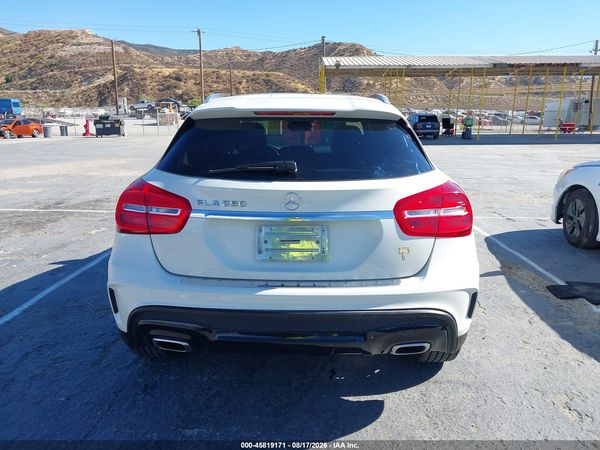 2016 MERCEDES-BENZ GLA 250 GLA250