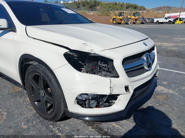 2016 MERCEDES-BENZ GLA 250 GLA250
