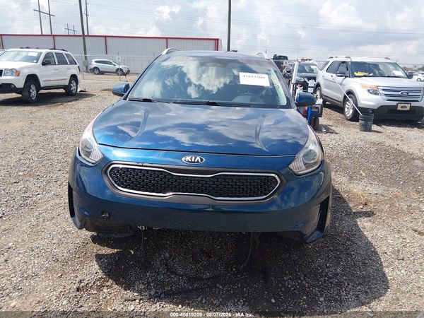 2019 KIA NIRO LX