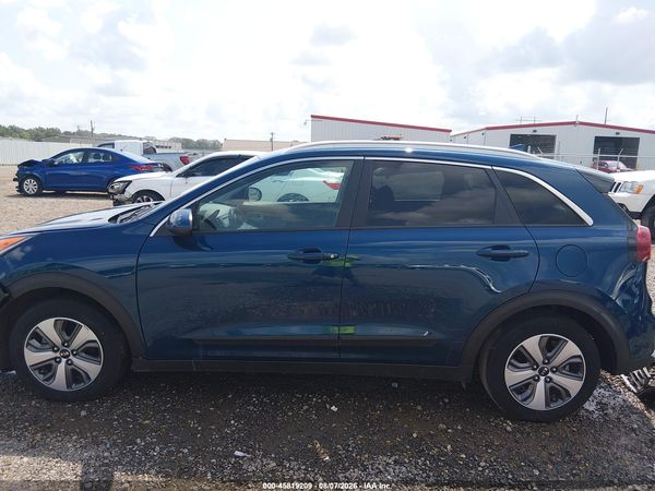 2019 KIA NIRO LX