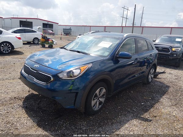 2019 KIA NIRO LX