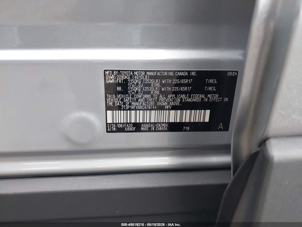 2024 TOYOTA RAV4 XLE