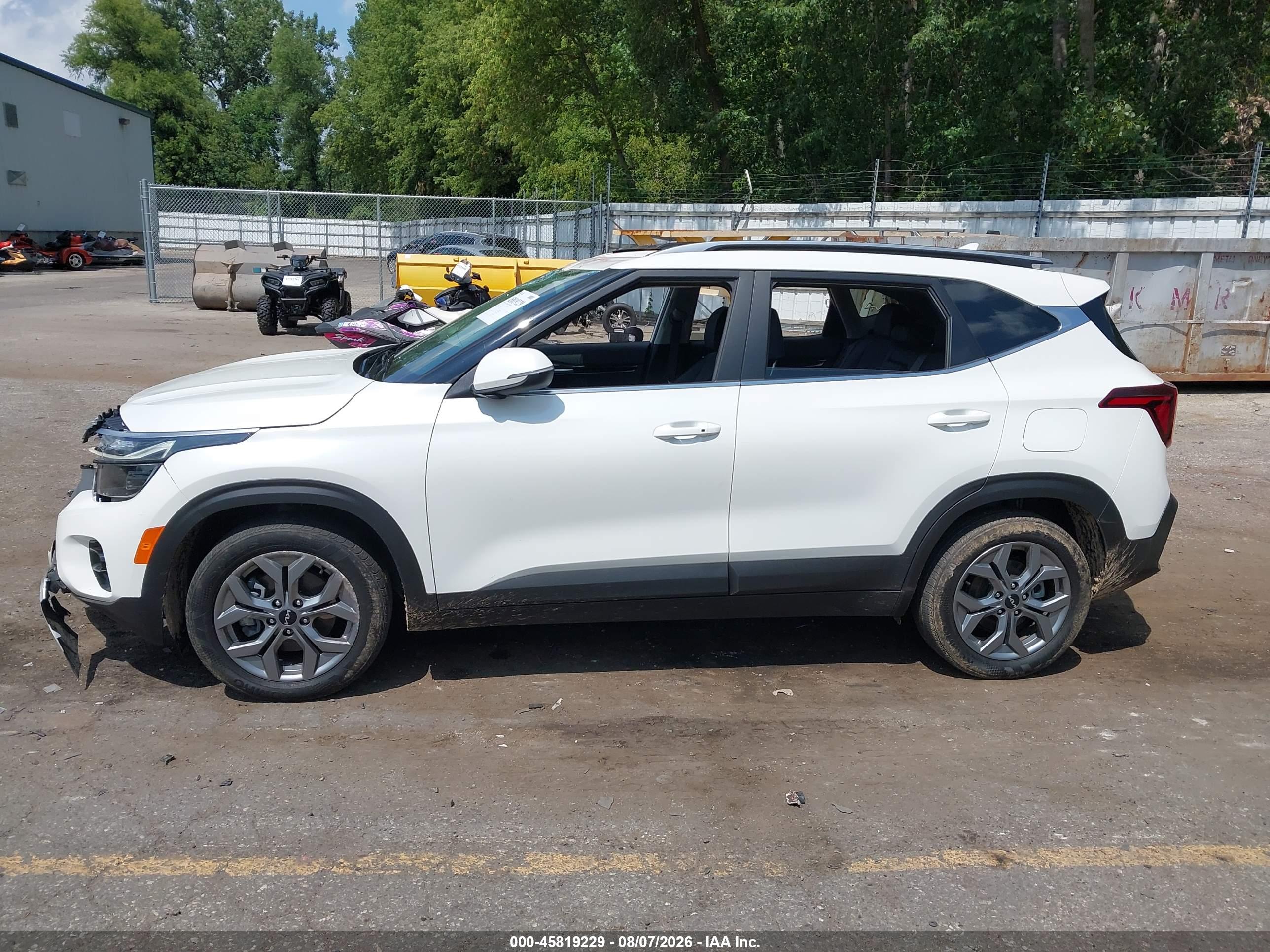 2024 KIA SELTOS S