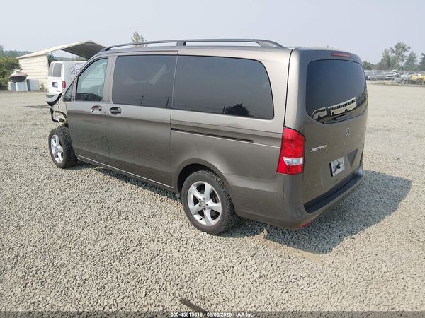 2016 MERCEDES-BENZ METRIS