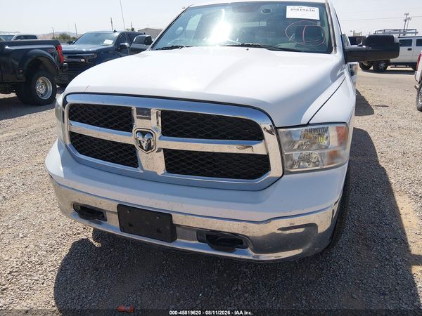 2022 RAM 1500 CLASSIC TRADESMAN  4X4 5'7 BOX