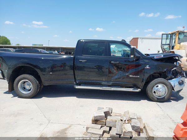 2020 RAM 3500 TRADESMAN  4X4 8' BOX