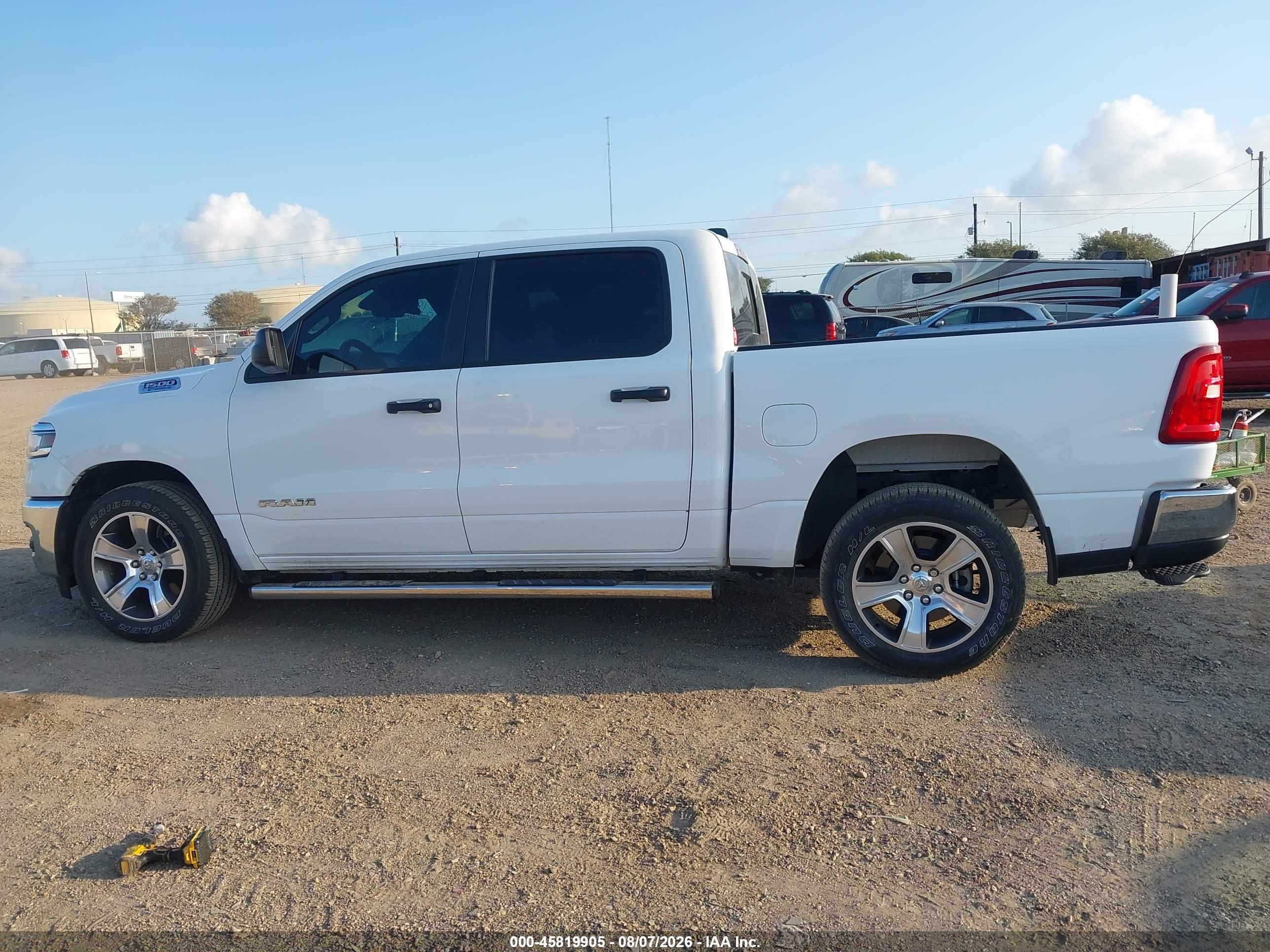 2025 RAM 1500 TRADESMAN  4X2 5'7 BOX