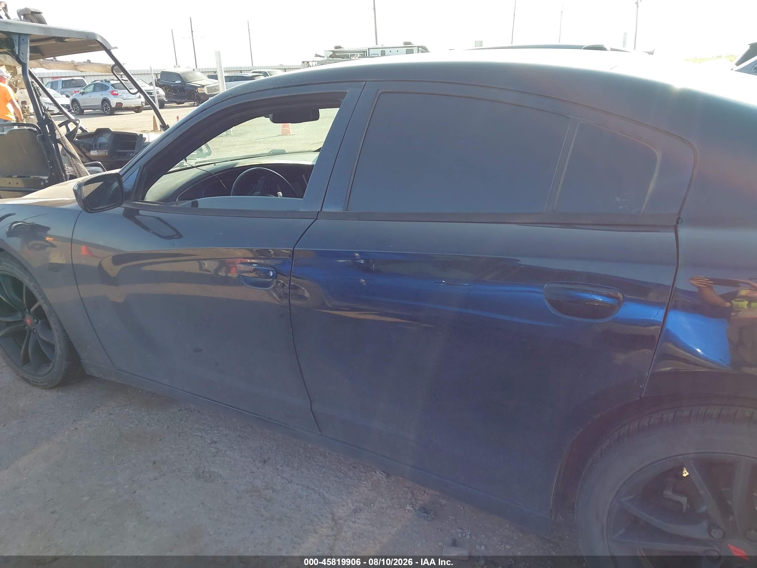 2017 DODGE CHARGER SE RWD