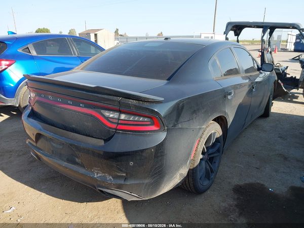 2017 DODGE CHARGER SE RWD