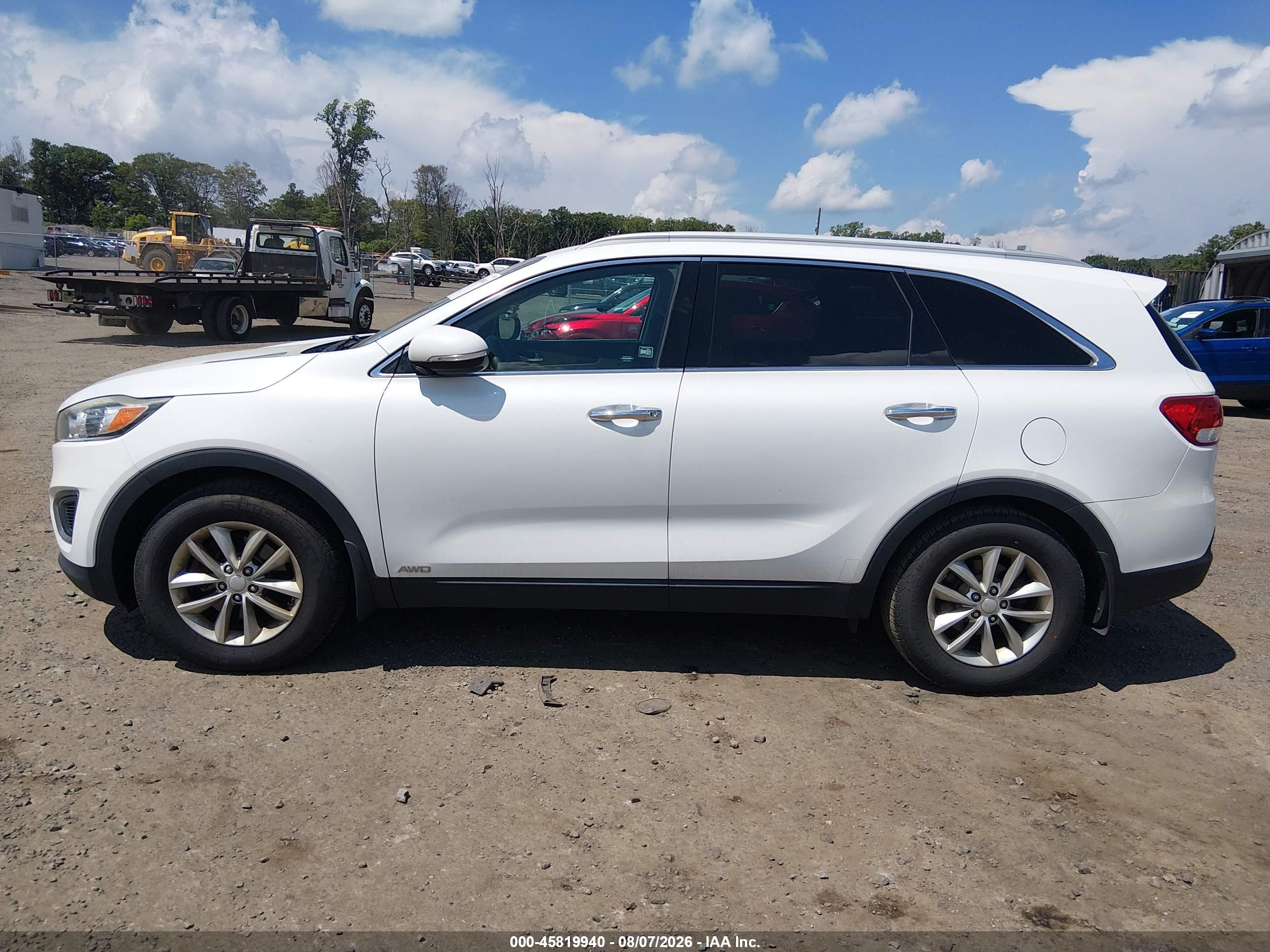 2016 KIA SORENTO 2.4L LX
