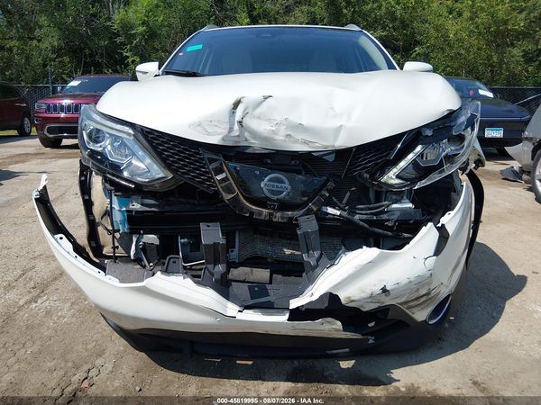 2018 NISSAN ROGUE SPORT SL — I6
