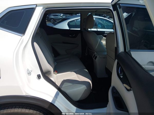 2018 NISSAN ROGUE SPORT SL — I8
