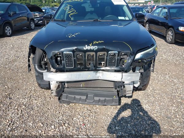 2019 JEEP CHEROKEE LATITUDE PLUS 4X4