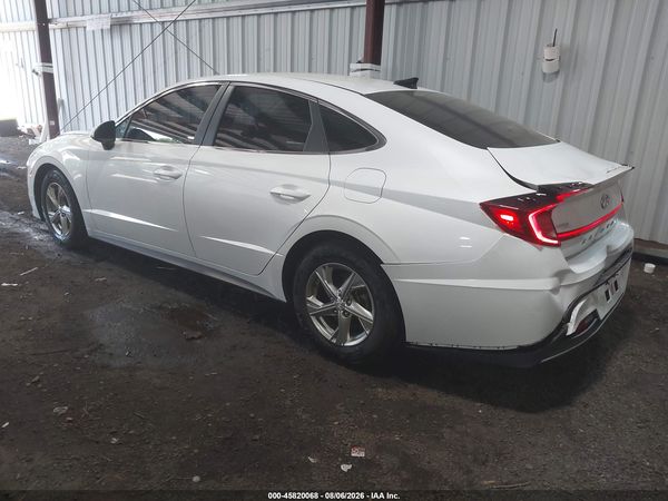 2022 HYUNDAI SONATA SE