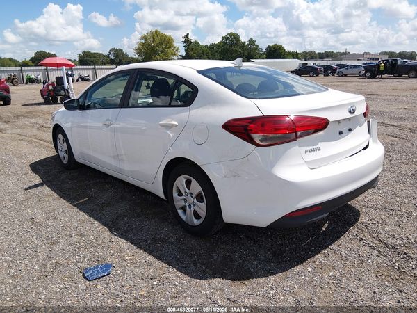 2018 KIA FORTE LX