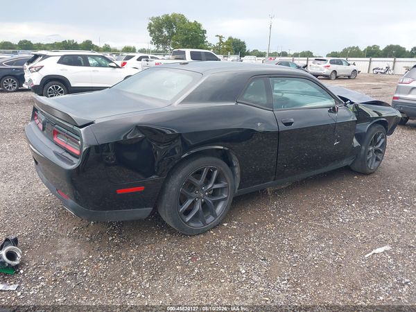 2022 DODGE CHALLENGER SXT
