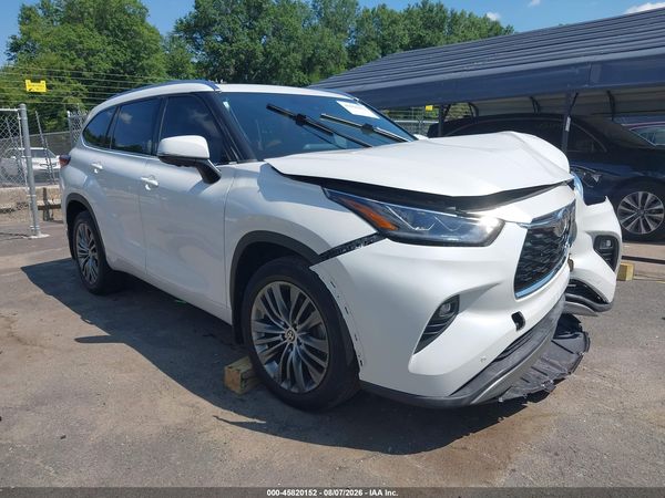 2023 TOYOTA HIGHLANDER PLATINUM