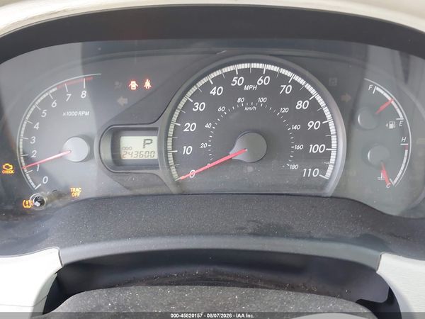2012 TOYOTA SIENNA LE V6 8 PASSENGER