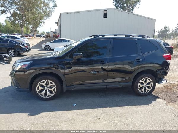 2024 SUBARU FORESTER