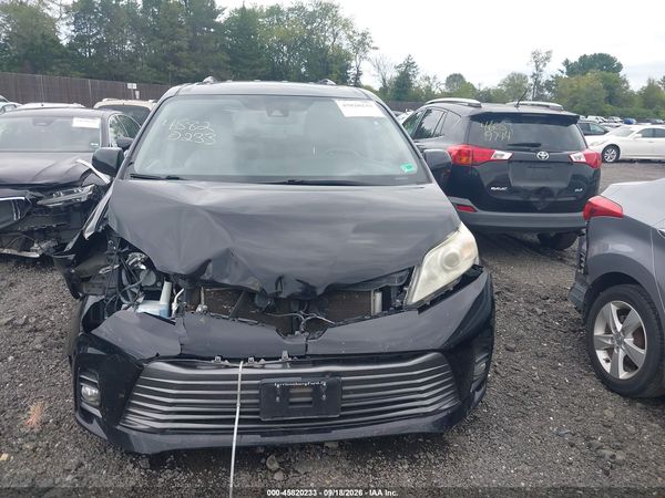 2019 TOYOTA SIENNA XLE 8 PASSENGER — I115