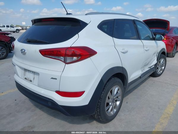 2017 HYUNDAI TUCSON SE