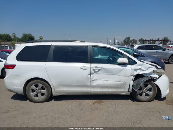 2015 TOYOTA SIENNA LE 8 PASSENGER