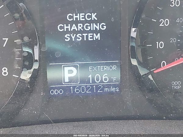2015 TOYOTA SIENNA LE 8 PASSENGER