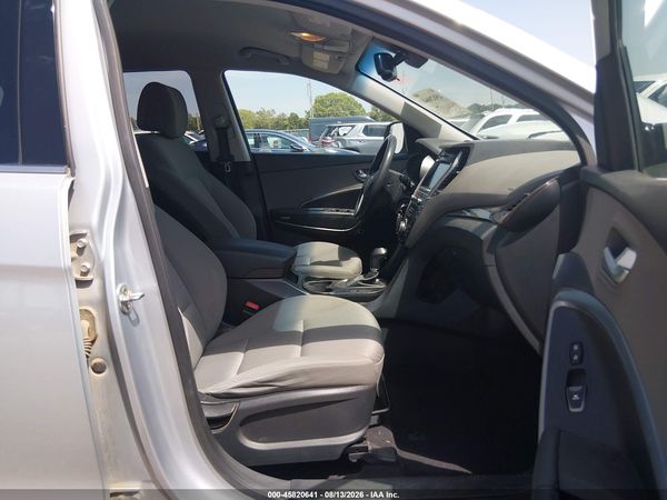 2017 HYUNDAI SANTA FE SE