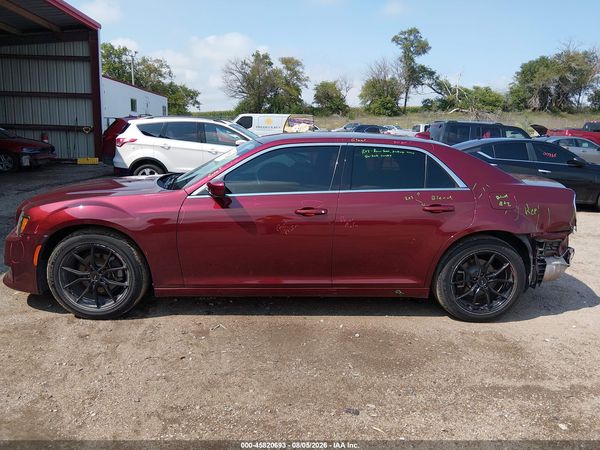 2018 CHRYSLER 300 TOURING L