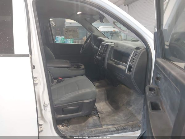 2017 RAM 1500 TRADESMAN  4X4 5'7 BOX