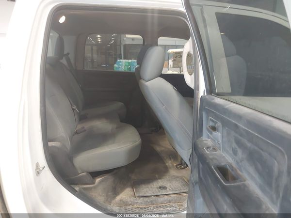 2017 RAM 1500 TRADESMAN  4X4 5'7 BOX