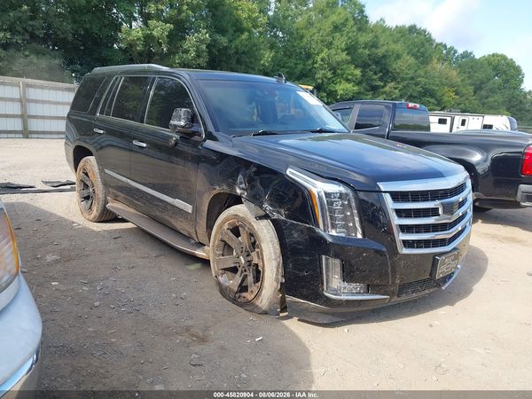 2018 CADILLAC ESCALADE LUXURY
