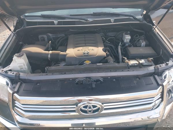 2017 TOYOTA TUNDRA SR5 5.7L V8
