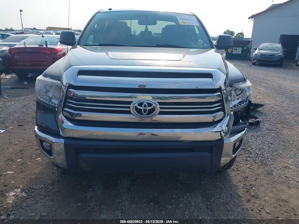 2017 TOYOTA TUNDRA SR5 5.7L V8