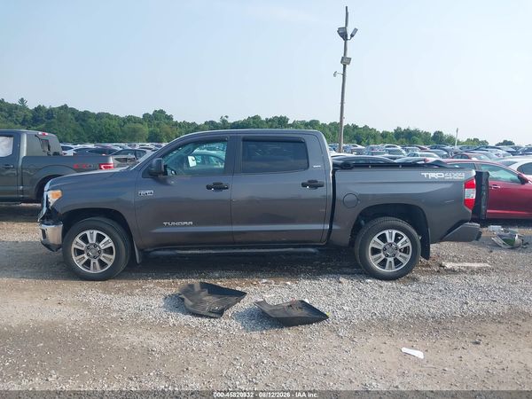 2017 TOYOTA TUNDRA SR5 5.7L V8