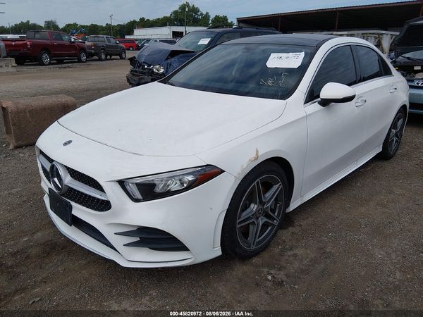 2019 MERCEDES-BENZ A 220 A220
