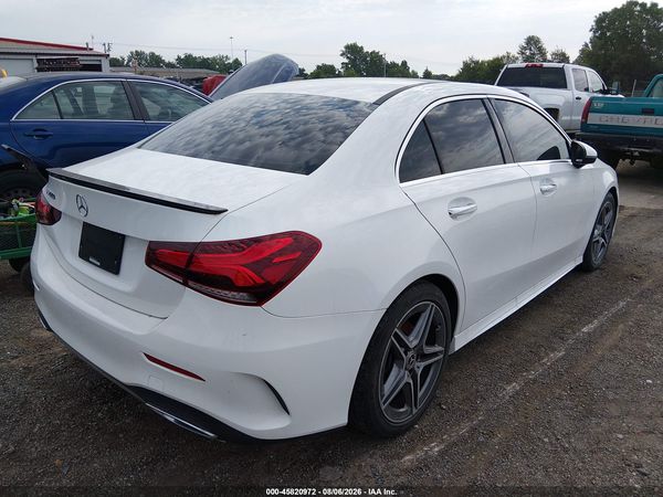 2019 MERCEDES-BENZ A 220 A220