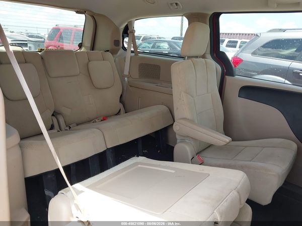 2014 DODGE GRAND CARAVAN SE — I8
