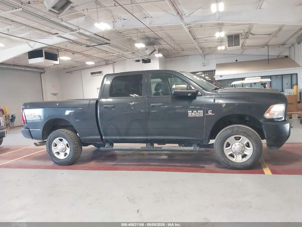 2017 RAM 3500 TRADESMAN  4X4 6'4 BOX