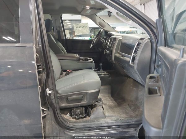2017 RAM 3500 TRADESMAN  4X4 6'4 BOX