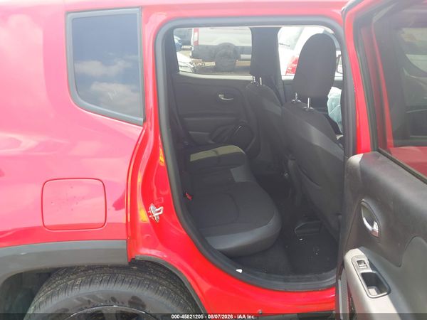 2019 JEEP RENEGADE ALTITUDE 4X4 — I8