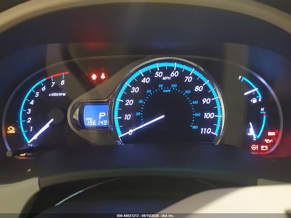 2012 TOYOTA SIENNA XLE 7 PASSENGER — I7