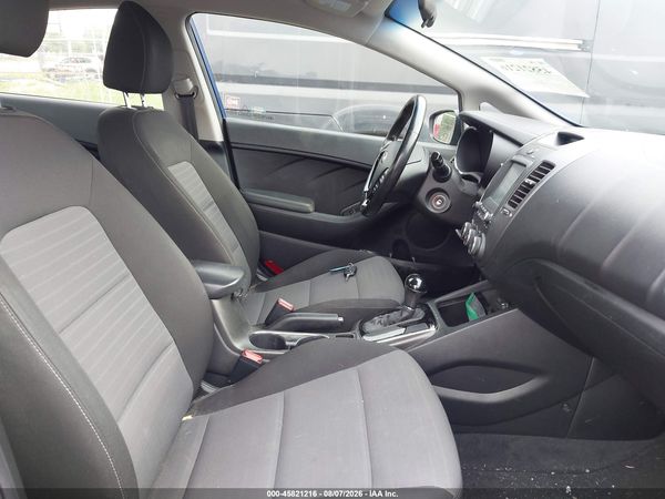 2017 KIA FORTE S