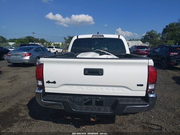 2022 TOYOTA TACOMA SR5 V6 — I119