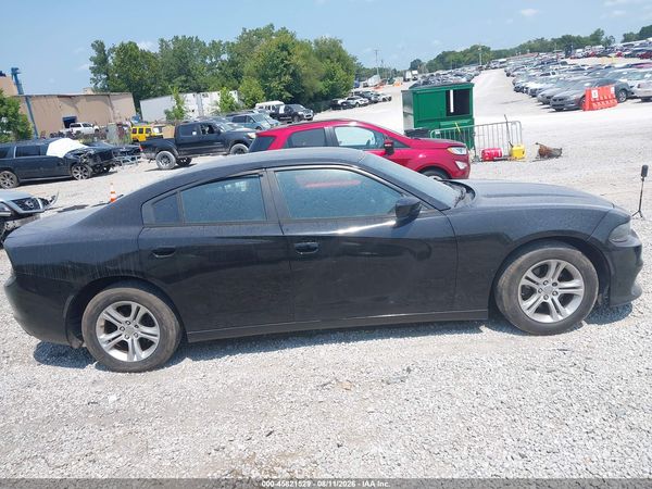 2015 DODGE CHARGER SE